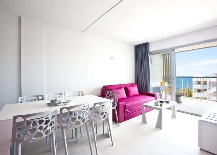 Ryans Ibiza Apartments - Only Adults