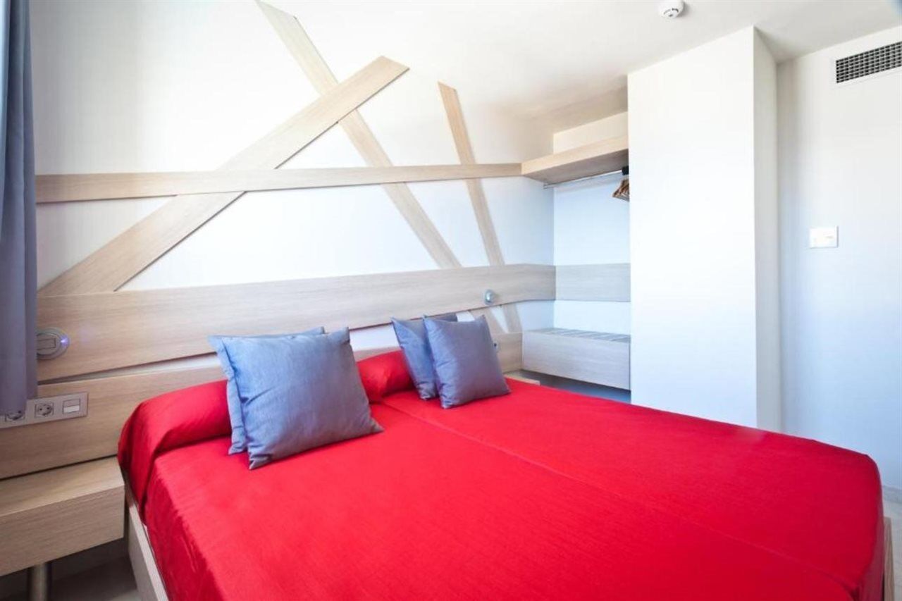 Apartahotel Ryans - Only Adults Ibiza