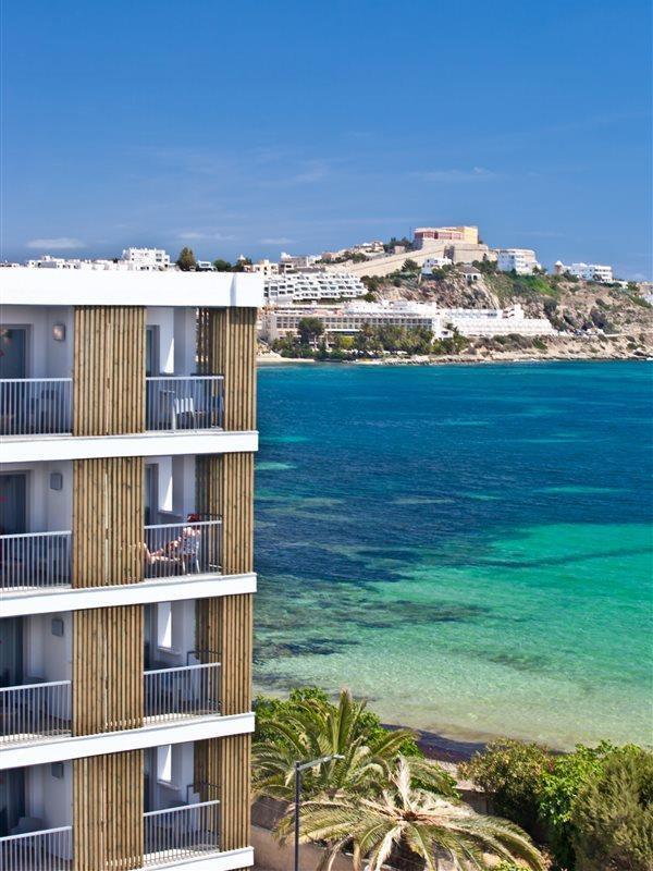 Ryans - Only Adults Apartahotel