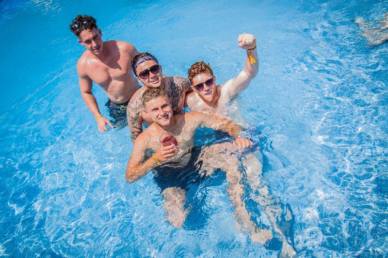 Apartahotel Ryans - Only Adults