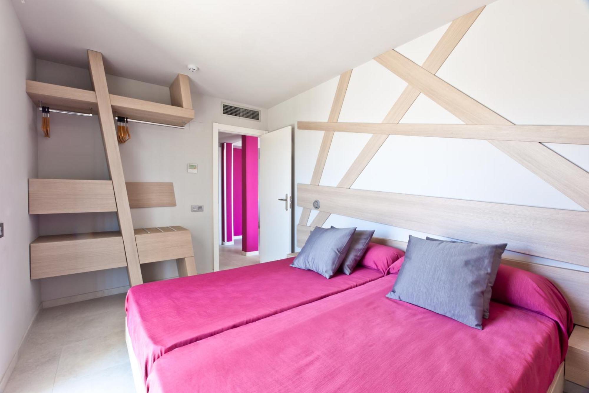 Ryans - Only Adults 3* Ibiza-stad