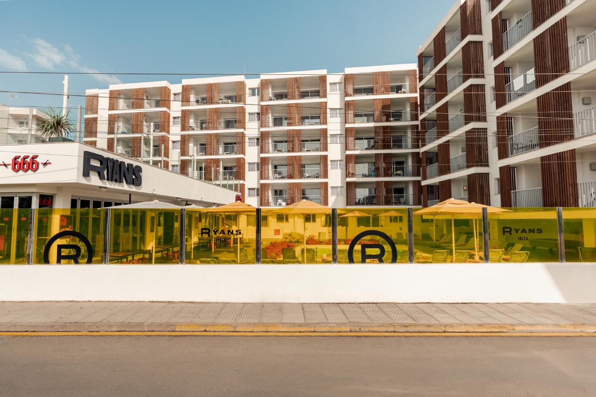 Aparthotel Ryans - Only Adults