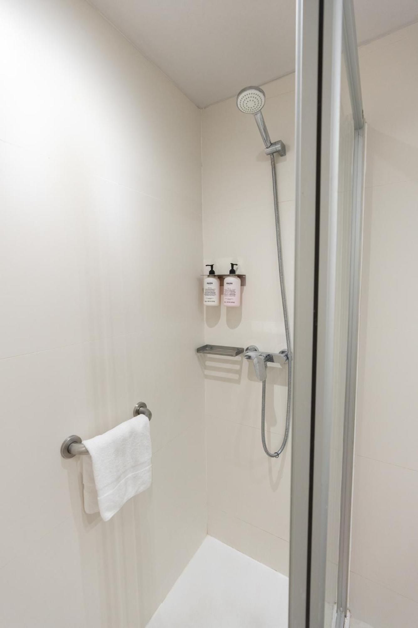 Ryans - Only Adults Aparthotel Ibiza-stad