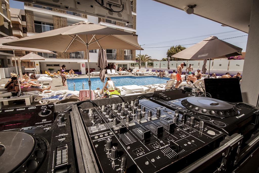 Aparthotel Ryans - Only Adults Ibiza-stad